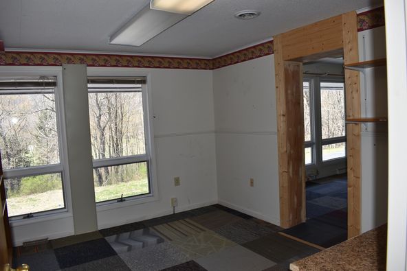 6 Franklin Rd, Walton, NY 13856